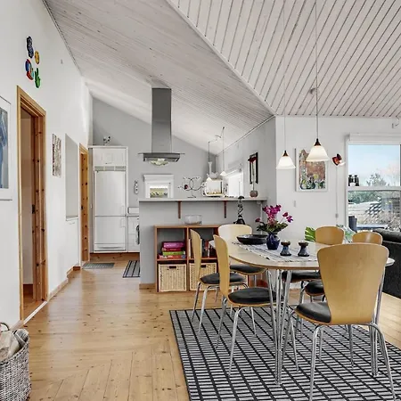 Casa vacanze Gorgeous In With Sauna Hadsund