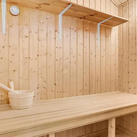 Casa vacanze Gorgeous In With Sauna *